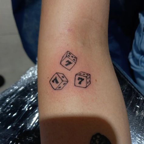 Cute 777 Tattoo, 444 Dice Tattoo, Small Tattoos Dainty, Three Dice Tattoo, 7 Dice Tattoo, 3 Dice Tattoo, Tattoo Dado, Lottery Tattoo, Lotto Tattoo