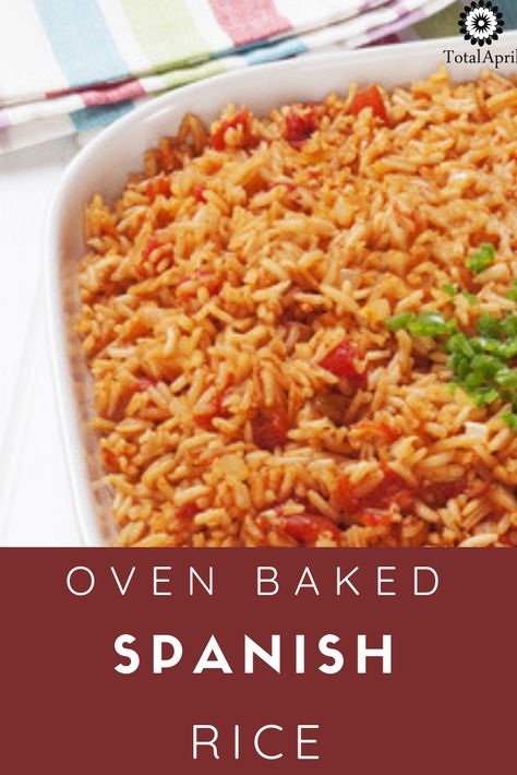 Baked Spanish Rice, Rice In The Oven, Spanish Rice Recipe, Rice Side Dish Recipes, Mexican Rice Recipes, Rice Recipes For Dinner, Arroz Frito, Baked Rice, Rice Side Dishes