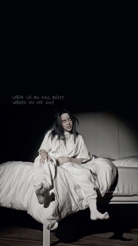 Bilielish Aesthetic, Bilielish Wallpaper, Billie Eilish Iphone Wallpaper, Bury A Friend, Billie Eilish Wallpaper, Halloween Wallpaper Iphone Backgrounds, Halloween Wallpaper Iphone, Bossa Nova, Fav Celebs