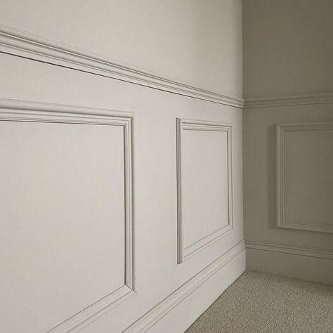 Cream Painted Paneling, Good Intentions Coat Paint, Sitting Room Paint Ideas, Panelling Styles, Dado Rail Bedroom, Home Colour Schemes, Panelling Living Room, Hallway Wainscotting, Panelling Walls