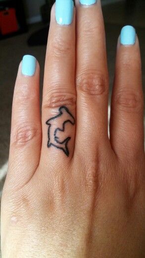 #shark tattoo Tiny Hammerhead Shark Tattoo, Tattoo Ideas Female Shark, Shark Couple Tattoos, Shark Tattoo Ideas Simple, Cute Shark Tattoo Small, Simple Hammerhead Shark Tattoo, Small Hammerhead Shark Tattoo, Shark Hand Tattoo, Shark Finger Tattoo