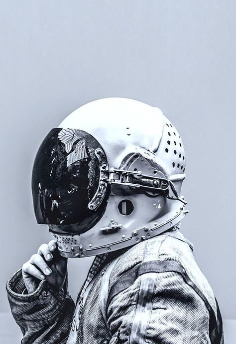 Then there is the sp Then there is the space  suit  | # photographers #beginners #photography Astronaut Aesthetic, Space Helmet, Astronaut Costume, Astronaut Wallpaper, Photographic Projects, Astronaut Art, Space Artwork, Its A Mans World, Astronauts In Space