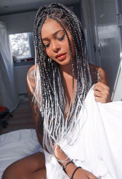 The Most-Approved Box Braid Hairstyles Will Inspire You This Summer #boxbraidshairstyles Rasta Braids Hairstyles, Rasta Braids, Box Braid Hairstyles, Tree Braids Hairstyles, Colored Box Braids, Tree Braids, Blonde Box Braids, Short Box Braids, Colored Braids