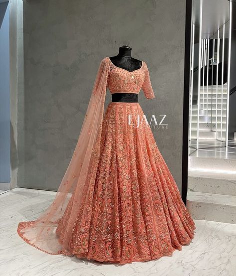 Ejaaz Couture, Baju Kahwin, Wedding Lehenga Designs, Lehenga Designs Simple, Indian Bride Outfits, Traditional Indian Dress, Embroidered Lehenga, Traditional Indian Outfits, Indian Bridal Dress