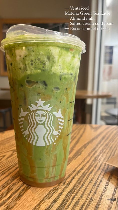 Starbucks Starbucks Matcha Green Tea, Matcha Latte Starbucks, Starbucks Green Tea, Starbucks Drink Menu, Starbucks Secret Menu Recipes, Starbucks Matcha, Cold Starbucks Drinks, Starbucks Drinks Diy, Secret Starbucks Recipes