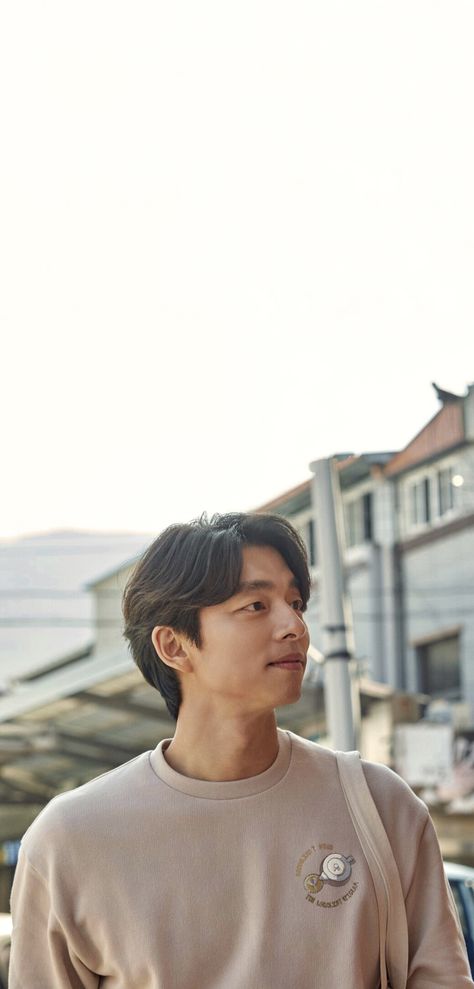 Goong Yoo Aesthetic, Gong Yoo Wallpaper Aesthetic, Gong Yoo Aesthetic, Gongyoo Wallpaper, Gong Yoo Wallpaper, Nam Joo Hyuk Wallpaper, Train To Busan, Goblin Gong Yoo, Goblin Korean Drama