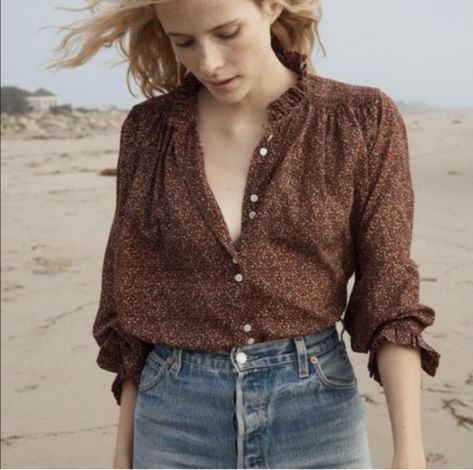 Big Sleeves, Neutral Outfit, English Countryside, Cotton Viscose, French Girl, Ditsy Floral, Lace Tops, Edgy Fashion, The Wind