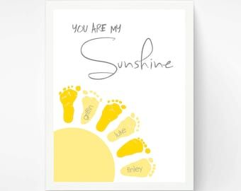 Baby Footprint Crafts, Sun Nursery, Sunshine Wall Art, Baby Footprint Art, Baby Art Projects, Footprint Crafts, Baby Footprint, Baby Painting, Footprint Art