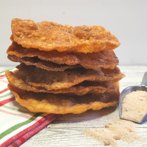 Easy Mexican buñuelos recipe. - Cocinando Rico Mexican Bunuelos, Mexican Bunuelos Recipe, Bunuelos Recipe, Tortilla Recipes, How To Make Flour, Tortilla Recipe, Easy Mexican, Lentil Recipes, Roll Cake