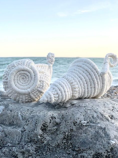 Mermaid Folklore, Trends In 2023, Macrame Basket, Boho Crafts Diy, Macrame Supplies, Knitted Items, Macrame Knots Pattern, Macrame Wall Hanging Patterns, She Sells Seashells