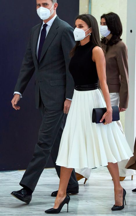 Business Dress Code, Kate Middleton Style Outfits, Chic Outfits Classy, Classic Style Outfits, Royal Outfits, Classy Work Outfits, Work Wear Women, Fashion Couple, Business Dresses