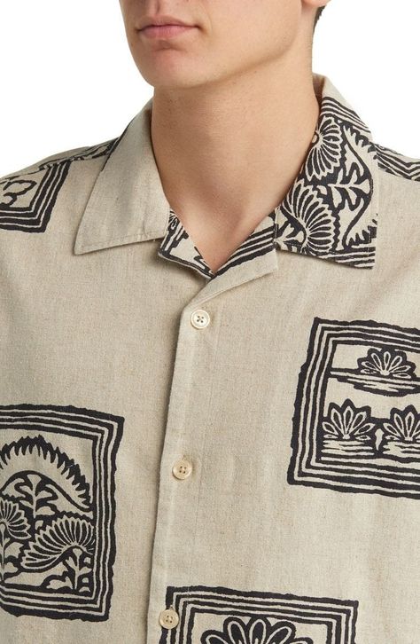 Man Pattern Design, Mens Summer Shirts, Button Up Shirts Men, Japanese Streetwear Mens, Stylish Shirts Men, Mens Shorts Outfits, Mens Printed Shirts, Patterned Shirts, Handmade Shirts