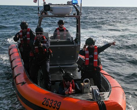 A weapons ready U.S. Coast Guard Cutter Stone (WMSL 758) small boat crew conducts vessel on vessel use of force training while underway in the Atlantic Ocean. Guard Aesthetic, Patriotic Photos, Modern Gods, Coast Guard Boats, Thea Stilton, Coast Guard Rescue, Maritime Law, United States Coast Guard, Stories Quotes