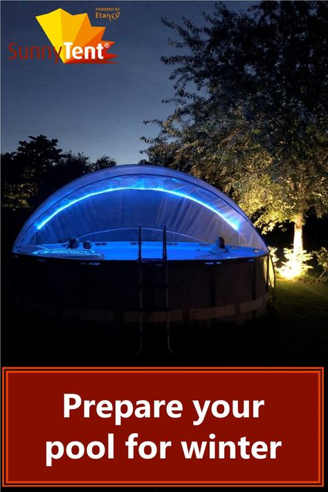 The swimming season is over and autumn is almost here. It's time to store or prepare your pool for winter. When you use a SunnyTent, there are three options. We list them for you. Closing Pool For Winter, Winter Pool Cover Ideas Above Ground, Winter Pool, Winter Pool Covers, Oval Pool, Pool Pillow, Pool Enclosures, Clear Winter, Pool Filters