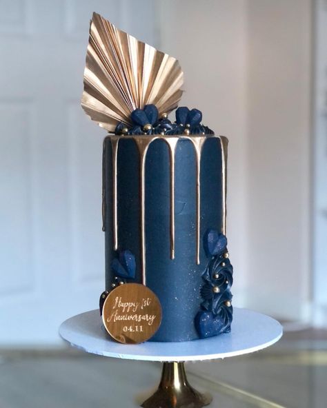 Luxury Birthday Cake, Birthday Cake For Kids, Navy Cakes, Birthday Cake Designs, Anniversary Cake Designs, Cake Design For Men, Modern Birthday Cakes, Blue Birthday Cakes, Luxury Cake