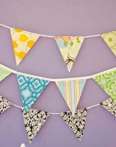 Fabric Garland Diy, Diy Fabric Banner, Fabric Banner Diy, Diy Pennant Banner, Fabric Pennant Banner, Banner Craft, Banner Tutorial, Pendant Banner, Bunting Diy