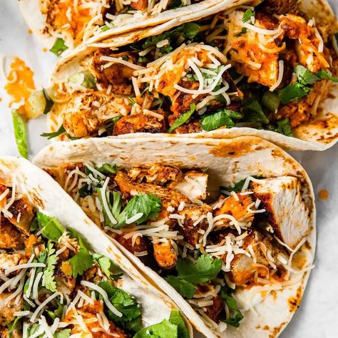 Ancho Chicken Tacos Ancho Chicken, Sweet Spicy Chicken, Spicy Chicken Tacos, Chili Spices, Ancho Chili, Taco Recipe, Mexican Cheese, Fresh Salsa, Taco Recipes