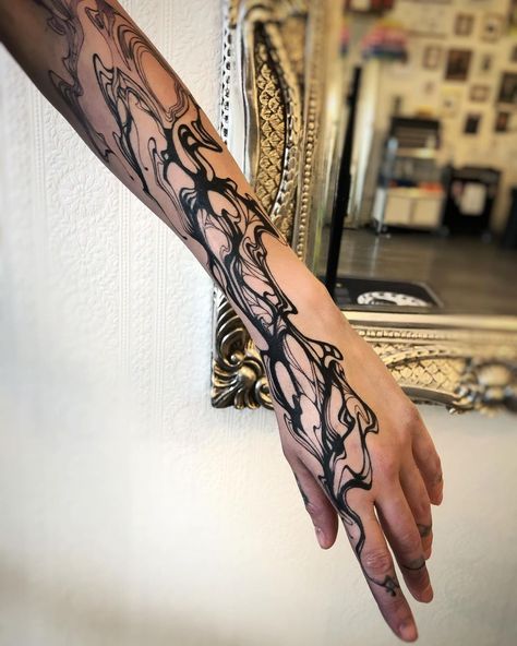 Filled In Sleeve Tattoo, Tattoos Arm Mann, Tato Suku, 42 Tattoo, Bauch Tattoos, Hand Tats, Tattoos Geometric, Simple Tattoo, Aesthetic Tattoo