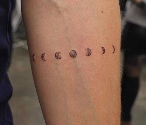 Finger Tattoos Moon Phases, Moon Phases Finger Tattoo, Simple Galaxy Tattoo, Simple Moon Phases Tattoo, Small Bff Tattoos, Arm Cuff Tattoo, Moon Cycle Tattoo, Tiny Tattoos For Women, Cuff Tattoo