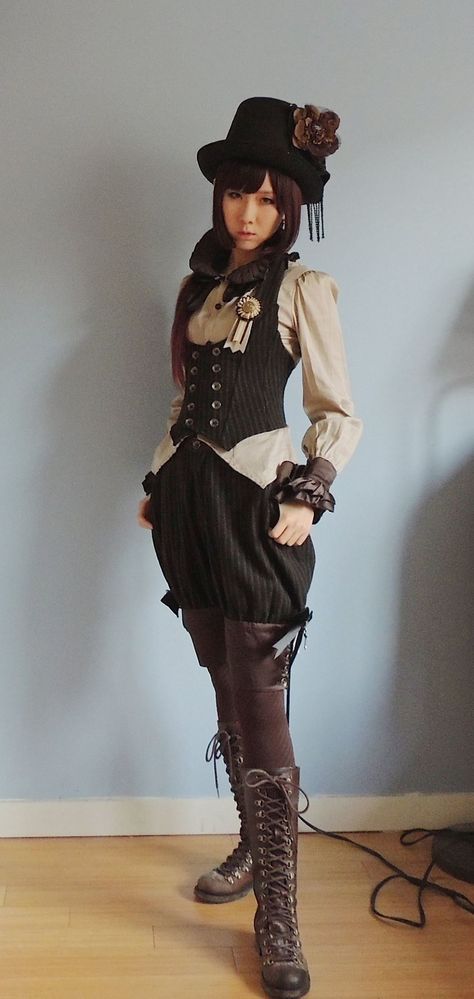 Classic ouji Steampunk Seamstress, Asian Steampunk, Ouji Style, Steampunk Kids, Casual Steampunk, Steampunk Outfits, Mode Steampunk, Steampunk Couture, Steampunk Women