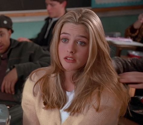 Cher Clueless Hair, Cher Horowitz Hair, Cher Hair, Hair Inspiration Long, Layered Haircuts For Medium Hair, Icons Instagram, Hairstyles For Layered Hair, Blonde Hair Inspiration, Blowout Hair