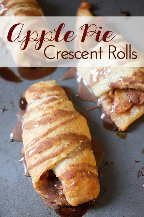 Delicious and Easy Apple Pie Crescent Rolls with Cinnamon Icing, LOVE these fall flavors! Apple Pie Crescent Rolls, Apple Pie Rolls, Harvest Treats, Apple Pie Crescents, Crescent Roll Recipes Dessert, Recipes Using Crescent Rolls, Crescent Roll Dessert, Cinnamon Apple Pie, Cinnamon Icing