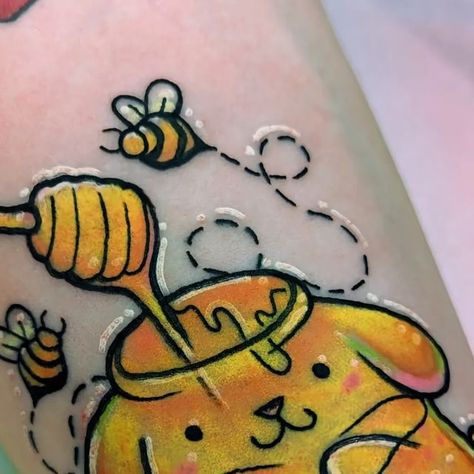 Shawnee on Instagram: "ANOTHER POMPOM :) Thank you Juli 💛💛💛. . . . . . . . . . . . . #sanrioaesthetic #sanriocore #sanrio #pompompurin #phillytattoo #phillytattooartist #sanriotattoo #crybabytattooproducts" Pompompurin Tattoo, Sanrio Tattoos, Honey Tattoo, Sanrio Pompompurin, Sunshine Girl, Line Tattoo, December 30, Line Tattoos, Pretty Tattoos