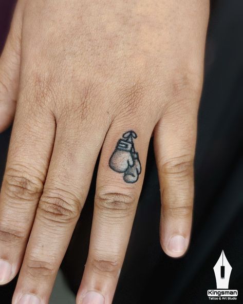 Boxing gloves tattoo Boxing Glove Tattoo Small, Boxing Gloves Tattoo Women, Boxing Tattoo For Women, Boxing Tattoo Ideas For Men, Boxing Glove Tattoo, Kickboxing Tattoo, Jacks Tattoo, Tattoo Boxing, Mums Tattoo