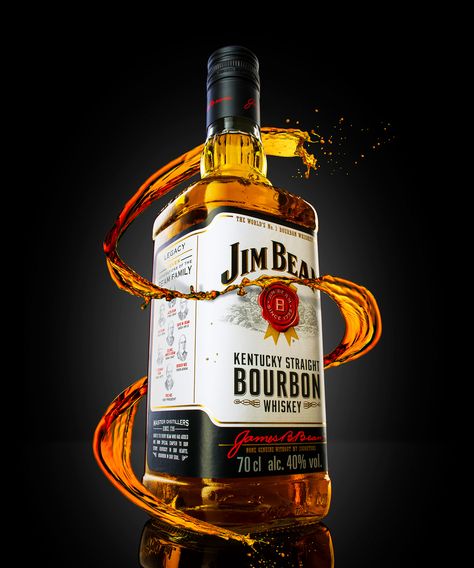 Jim Beam splash - Markus Pettersson on Fstoppers Social Media Specialist, Pub Interior, Whisky Drinks, Whiskey Brands, Bourbon Drinks, Kentucky Straight Bourbon Whiskey, Digital Marketing Seo, Wine Brands, Whiskey Cocktails