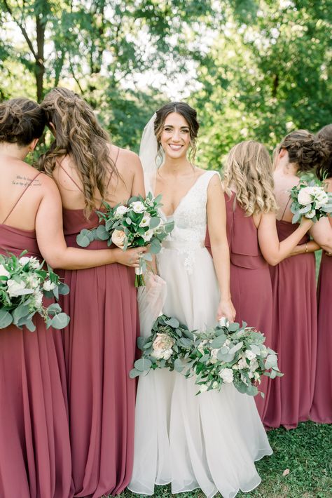 Jessica Husted Photography Rose Spaghetti, Rose Wedding Theme, Canyon Rose, Cinnamon Rose, Bridesmaid Dress Color, How To Dress For A Wedding, Colored Wedding Dress, Rose Bridesmaid Dresses, Bridesmaids Photos