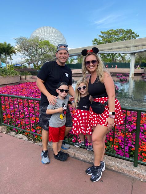 Matching Disney Family Outfit Ideas : Mickey and Minnie Outfits for Disney World Family Of 3 Disney Outfits, Walt Disney World Family Outfits, Disney Park Family Outfits, Disney Matching Outfits Family Vacations, Family Of 3 Outfits, Family Disney Trip Outfits, Coordinating Disney Outfits Family, Family Outfits For Disney World, Epcot Family Outfits