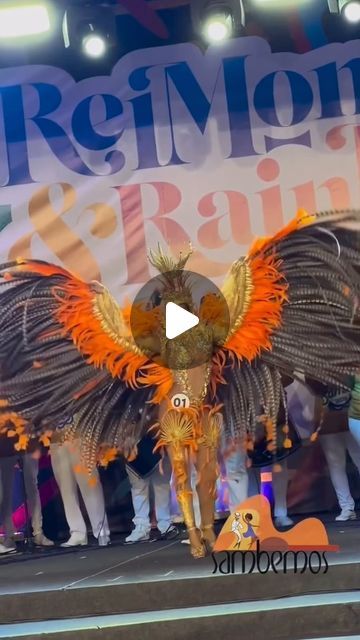 Uk Samba Series on Instagram: "Who could ever forget Tati Rosa’s spellbinding performance at the finale of the Rio Carnival Rainha do Carnaval competition last year? Breathtaking, elegant, and flawless technique.
Learn to samba like a queen at Tati’s London workshops. Book now!
#samba #sambaclass #rainhadebateria #tatirosa" Carnival Dress Up Ideas, Brazil Carnival Costume, Rio Carnival Costumes, Samba Costume, Rio Carnival, Carnival Costumes, Samba, Brazil, Carnival