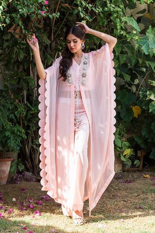 Cape Suits Indian, Shurgs Designs Dress, Handwork Dress Design, Shrug Style Dresses Indian, Long Cape Dress Indian, Long Shrugs Outfit Indian, Karvachauth Dresses, Net Shrug Design, Dress Stiching Designs