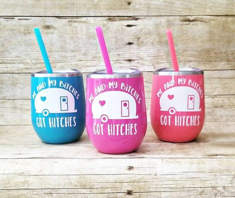 Cricut Tumbler, Wine Glass Sayings, Bachelorette Party Cups, Camping Friends, Cricket Projects, Camping Shirts, Camping Cups, Camping Stuff, Yeti Cup