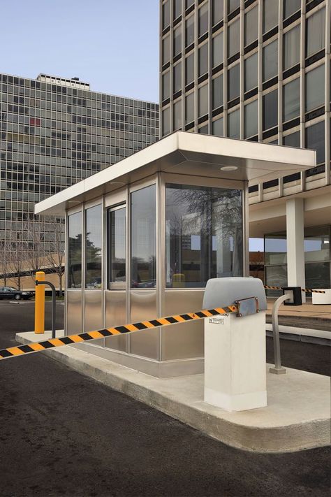 parking booth Guard Booth, Security Booth, Security Room, Two Sliding Doors, Estate Gates, Recessed Can Lights, Tropical Luxury, Guard House, Architecture Drawing Plan