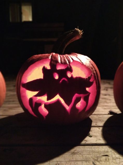 Punkaboo pokemon carved in a pumpkin 🎃 Pumpkaboo Pumpkin Carving, Pumpkin Carving Ideas Pokemon, Pokemon Pumpkin Carving, Pumpkin Pokemon, Pokemon Pumpkin, Pokemon Cute, Pokemon Halloween, Halloween Pumpkin Carving Stencils, Carving Stencils