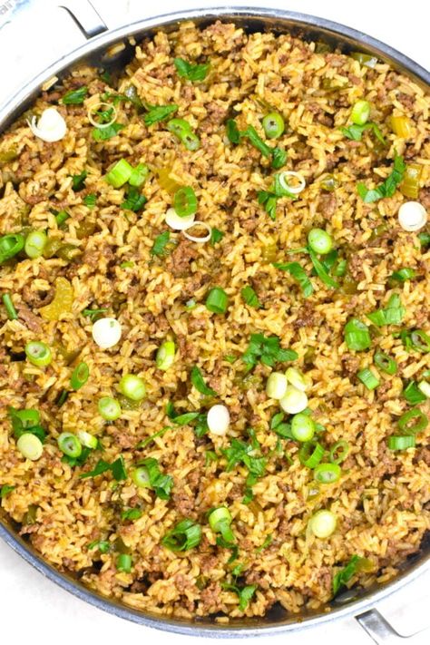 dirty rice Cajun Rice Recipe, Creole Dishes, Vegetarian Rice Dishes, Cajun Rice, 2023 Recipes, Cajun Creole Recipes, Dirty Rice, Greek Salad Recipes, Louisiana Recipes