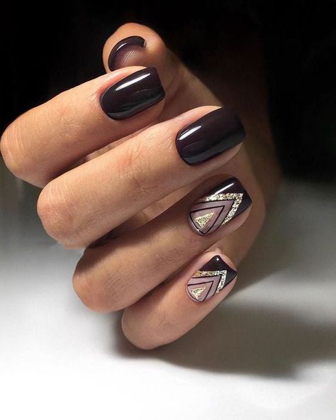 Burgundy Nail Polish, Trendy Nail Polish, Geometric Nail Art, Classy Nail Designs, Geometric Nail, Burgundy Nails, Super Nails, Trendy Nail Art, Trendy Nail Design