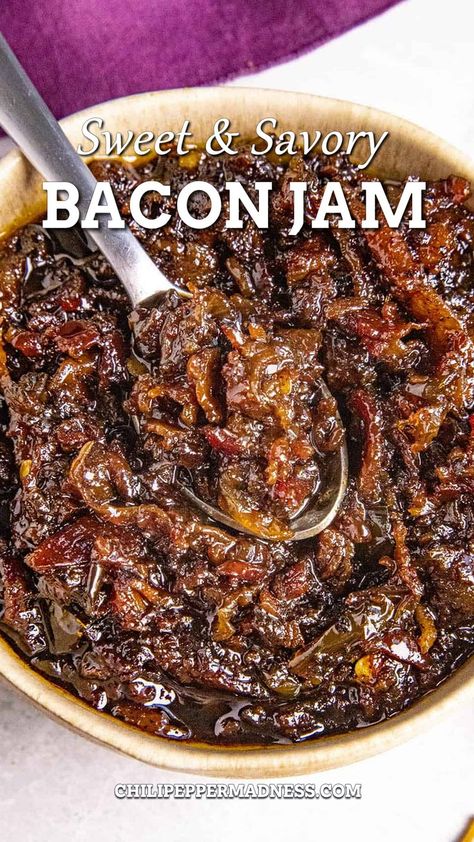 A spoonful of the delicious Sweet And Savory Bacon Jam. Maple Bacon Jam Recipe, Bacon Onion Jam Recipe, Onion Jam Recipe, Bacon Onion Jam, Bacon Jam Recipe, Bourbon Bacon, Slow Cooker Bacon, Chili Pepper Recipes, Jam Recipes Homemade