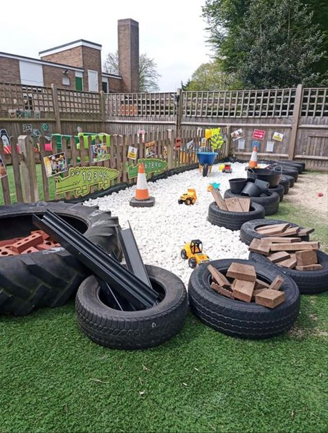 Tyres Playground Outdoor Play, Tyres Outdoors Eyfs, Diy Construction Play Area, Construction Outdoor Play Area, Outdoor Garden Nursery Ideas, Outside Construction Area Eyfs, Outdoor Ideas Preschool, Eyfs Outdoor Small World Area, Garden Construction Area