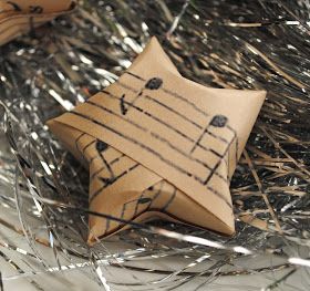 Sheet music stars Music Paper Crafts, Music Ornaments, Origami Stars, Musical Notes, Paper Stars, Music Sheet, Noel Christmas, Crafty Craft, Holiday Catalog