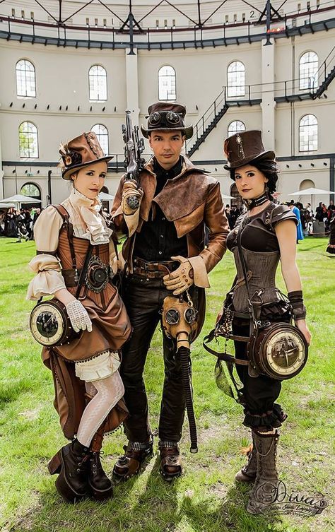 Eccentric Aesthetic, Steampunk Mode, Punk Costume, Moda Steampunk, Corset Steampunk, Steampunk Party, Steampunk Aesthetic, Mode Steampunk, Steampunk Couture