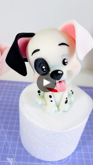 Puppy Cake Topper, Fimo Clay Ideas, Chocolate Cake Toppers, Fondant Figures Tutorial, Modelling Chocolate, Puppy Cake, Animal Cakes, Modeling Chocolate, Fondant Figures