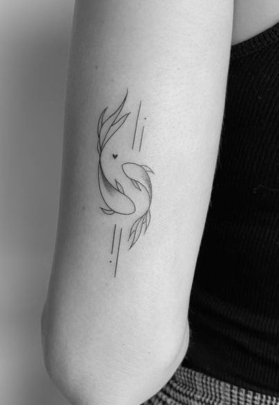 Simple Tattoo Ideas For Men, Tattoo Ideas Female Unique, Zodia Pești, Tattoo Universe, Simple Tattoo Ideas, 40 Tattoo, Pisces Tattoo Designs, Rare Tattoos, Pisces Tattoo