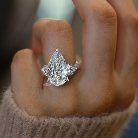 Pear Shaped Engagement Ring, Engagement Ring Three Stone, Pear Moissanite Engagement Ring, Wedding Ring Shapes, Big Engagement Rings, Ring Hidden Halo, Ring Three Stone, Cute Engagement Rings, Future Engagement Rings