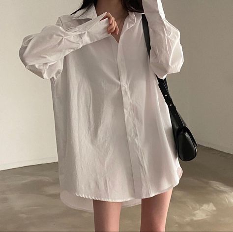 Oversized Shirt Pajamas Aesthetic, Baggy White Shirt, Big Shirt Outfits Korean, Korean Home Outfit, Korean Oversized Shirt Outfit, Loose Shirt Outfit Korean, White Button Up Shirt Outfit Korean, Long Shirt Outfits, Outfit Oversize