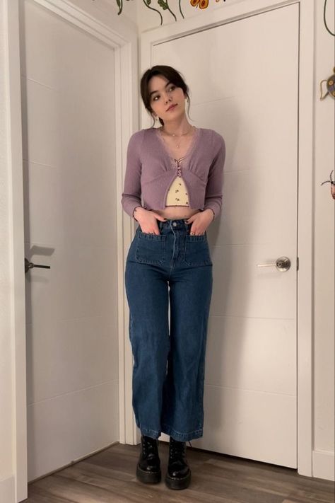 Soft Jeans Outfit, Cardigan Tank Top Outfit, Tank Top And Cardigan Outfits, Tank Top With Cardigan Outfit, Dr Martens Outfit Jeans, Dr Martens With Jeans, Wide Leg Outfit Jeans, Jeans Wide Leg Outfits, Romantic Casual Outfit