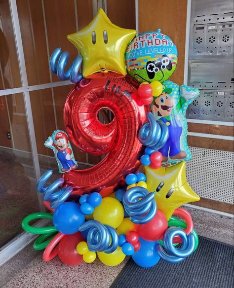 Super Mario Bros Balloon Bouquet, Mario Party Balloon Decorations, Super Mario Balloon Bouquet, Mario Balloon Bouquet, Mario Bros Balloon Decor, Mario Balloon Garland, Mario Balloon Arch, Princess Peach Party, Mario Theme