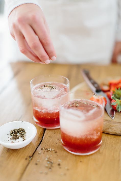 Strawberry Shrub + Black Pepper Cocktail | Recipe: @thecoastaltable | Styling: @Abbycapalbo | Photography: @erinmcginn #cocktail Pepper Cocktail, Strawberry Shrub, Shrub Drink, Drink Video, Shrub Recipe, Urban Gardening Ideas, Spring Cocktail, Craft Cocktail Recipe, Beer Recipes