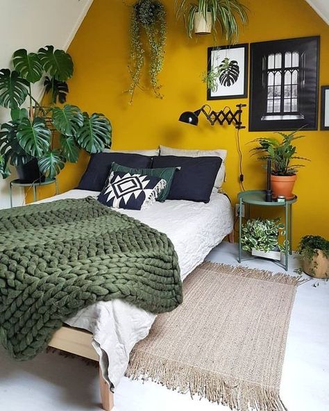 10 Rooms With Colour Done The Right Way! - Chloe Dominik Mustard Yellow Bedrooms, Sala Grande, Small Bedroom Designs, Yellow Bedroom, Trendy Living Rooms, Yellow Walls, Trendy Bedroom, Bedroom Green, Cool Rooms